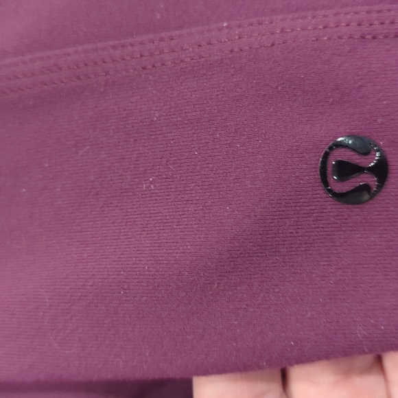 Lululemon Anti-Gravity Short Plum - Picture 11 of 13